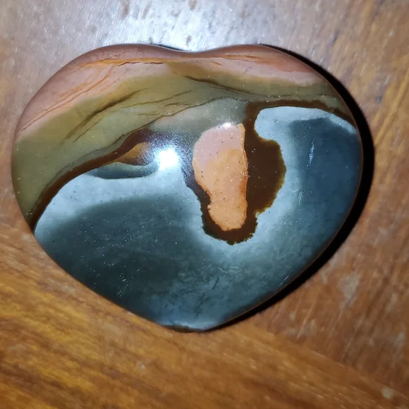 Polychrome Jasper Crystal Heart - Picture 5 of 5